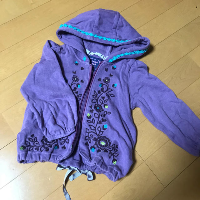 ANNA SUI mini(アナスイミニ)のパーカー  キッズ アナスイ ANNA SUI キッズ/ベビー/マタニティのキッズ服女の子用(90cm~)(カーディガン)の商品写真