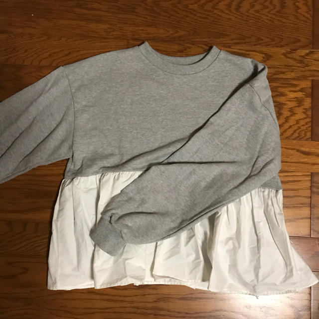 ZARA(ザラ)のbonny フレアスウェット レディースのトップス(トレーナー/スウェット)の商品写真