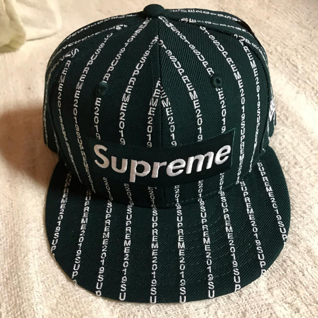 supreme Text Stripe New Era 7 5/8 Box 緑