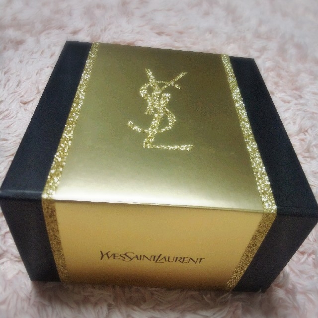 Yves Saint Laurent Beaute(イヴサンローランボーテ)の【新品】モン パリ オーデパルファム

／ イヴ・サンローラン コスメ/美容の香水(香水(女性用))の商品写真