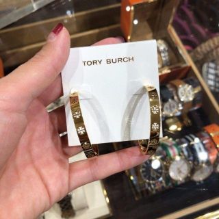 トリーバーチ(Tory Burch)のトリーバーチ ピアス ゴールド フープ 人気(ピアス)