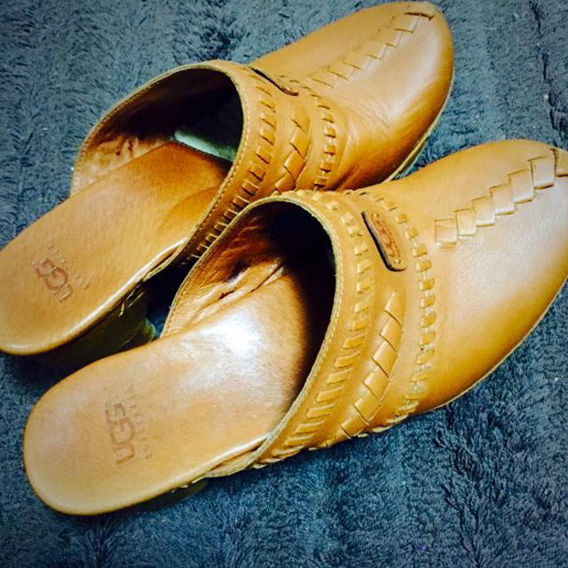 UGG(アグ)のUGG★アグ★サボ レディースの靴/シューズ(サンダル)の商品写真