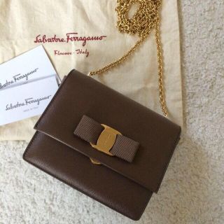 フェラガモ(Ferragamo)のParis様♡専用♡お取り置き(ショルダーバッグ)