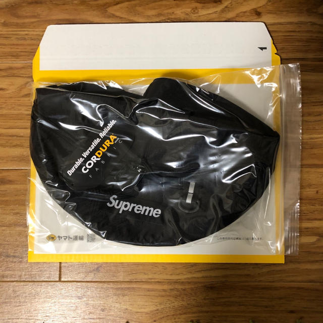 Supreme® / Waist Bag / Black ②