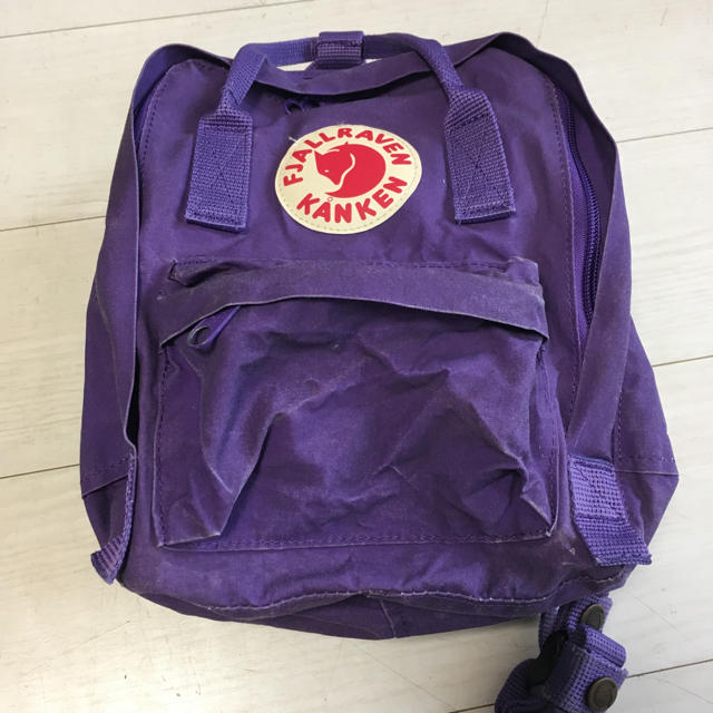 FJALL RAVEN(フェールラーベン)のFJALLRAVEN KANKEN MINI カンケンミニ/リュック/パープル キッズ/ベビー/マタニティのこども用バッグ(リュックサック)の商品写真