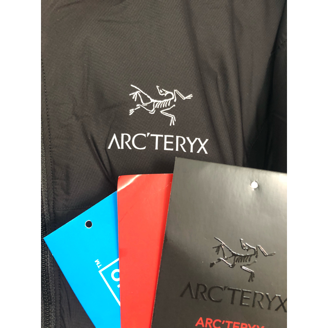 ARC'TERYX(アークテリクス)のarc'teryx アークテリクス アトム LT atom lt メンズのジャケット/アウター(マウンテンパーカー)の商品写真