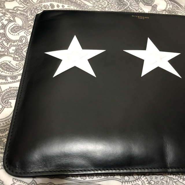 GIVENCHY クラッチバッグ 星 テイラー www.krzysztofbialy.com
