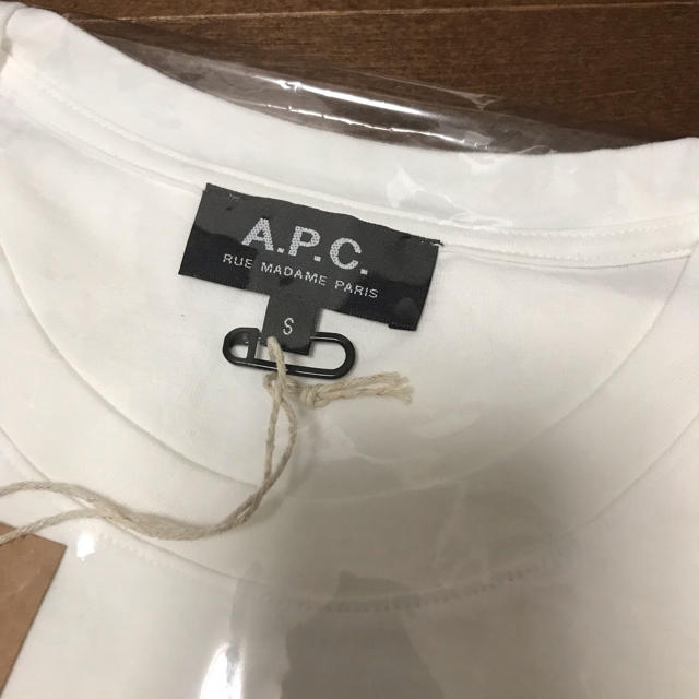 【未使用】A.P.C Tシャツ メンズS(日本人メンズM相当)apcアーペーセー