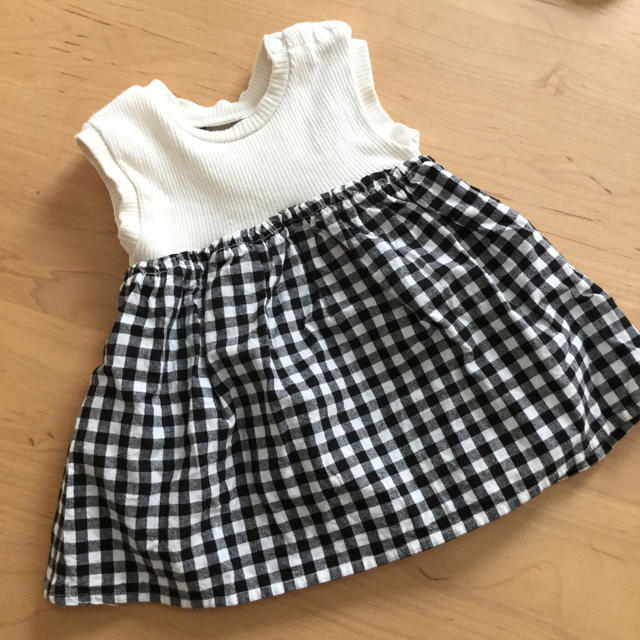 futafuta(フタフタ)のフタフタ ブラッククローゼット カットソー 90 キッズ/ベビー/マタニティのキッズ服女の子用(90cm~)(Tシャツ/カットソー)の商品写真