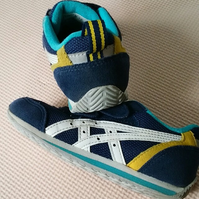 asics(アシックス)のasics　スクスク　16.5cm キッズ/ベビー/マタニティのキッズ靴/シューズ(15cm~)(スニーカー)の商品写真