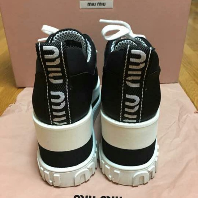 美品　miumiu 人気プラットフォームスニーカー　22.5 2