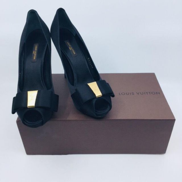 LOUIS VUITTON(ルイヴィトン)のLouis Vuitton Monica Open Toe ハイヒール パンプス レディースの靴/シューズ(ハイヒール/パンプス)の商品写真