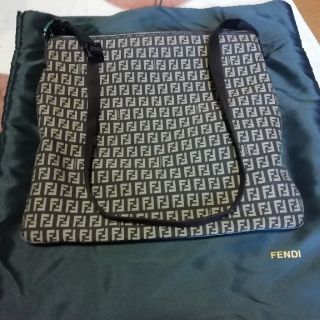 FENDIのフリマアイテム一覧 FENDIのフリマアイテム一覧