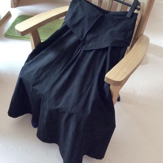 ヨウジヤマモト(Yohji Yamamoto)のヨウジヤマモト 黒 透かしドット柄ロングスカート(ロングスカート)
