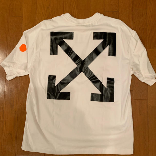 MONCLER(モンクレール)のoffwhite×MONCLER コラボ T-シャツ 白 XLサイズ メンズのトップス(Tシャツ/カットソー(半袖/袖なし))の商品写真