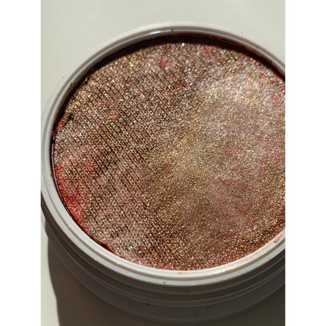 colourpop(カラーポップ)のMina様専用 コスメ/美容のベースメイク/化粧品(フェイスカラー)の商品写真