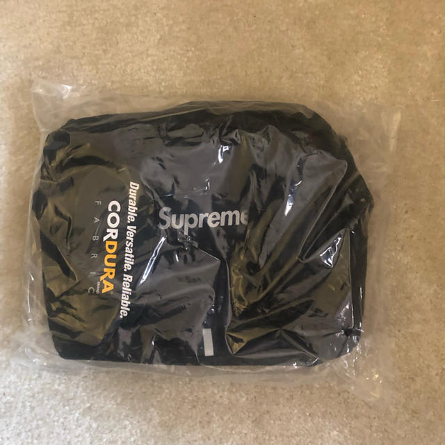 19SS supreme Shoulder Bag ブラック 1