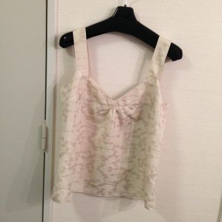 Cacharelキャシャレルのキャミソール 正価23100円お値打ち Cacharelキャシャレルのキャミソール 正価23100円お値打ち