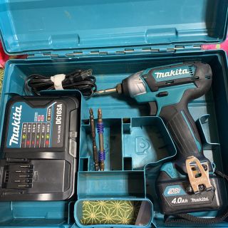 マキタ(Makita)の早い者勝ち！マキタ TD110 本体 充電器 バッテリー4.0an1個 set(工具)