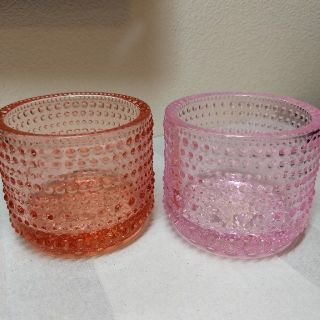 イッタラ(iittala)のiittala カステヘルミ サーモンピンク ペールピンク キャンドルホルダー(その他)