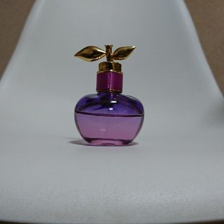 ニナリッチ(NINA RICCI)のニナリッチ ルナブロッサム 30ml  香水(香水(女性用))