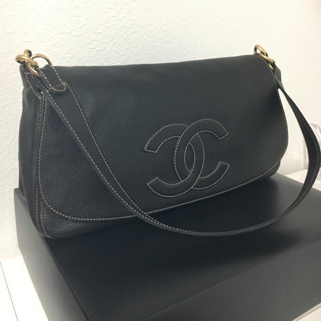 新品、本物、当店在庫だから安心】 キャビアスキン シャネル - CHANEL
