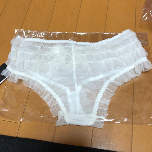 Ravijour(ラヴィジュール)のRavijour ショーツ 新品未使用 レディースの下着/アンダーウェア(ショーツ)の商品写真