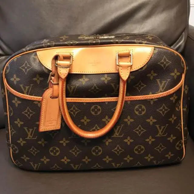 ルイヴィトン ドーヴィル 希少 黒入荷! www.cecile-roger.com
