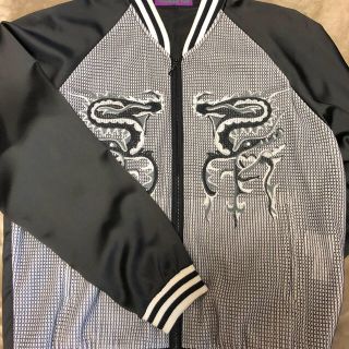 VIVIENNE TAM - ヴィヴィアンタム ドラゴン刺繍のスカジャンの通販 by