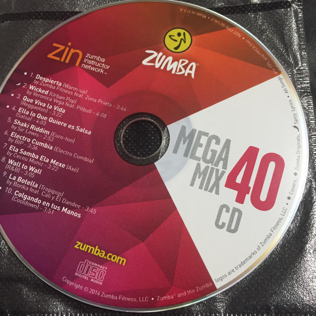 Zumba(ズンバ)のズンバ メガミックス40  &41  専用です！ エンタメ/ホビーのCD(クラブ/ダンス)の商品写真