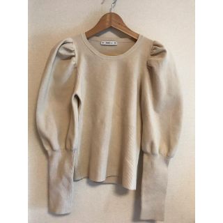 ザラ(ZARA)のZARA パフスリーブトップス(ニット/セーター)