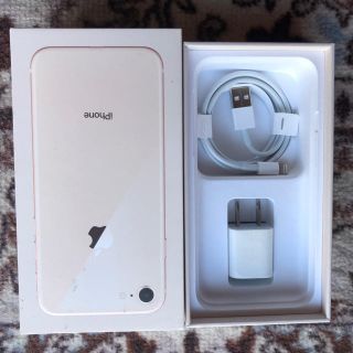 アップル(Apple)の純正品 iPhone8 充電器(バッテリー/充電器)