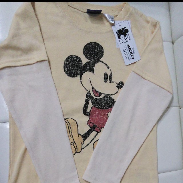Disney(ディズニー)のミッキーTシャツ 130 キッズ/ベビー/マタニティのキッズ服男の子用(90cm~)(Tシャツ/カットソー)の商品写真