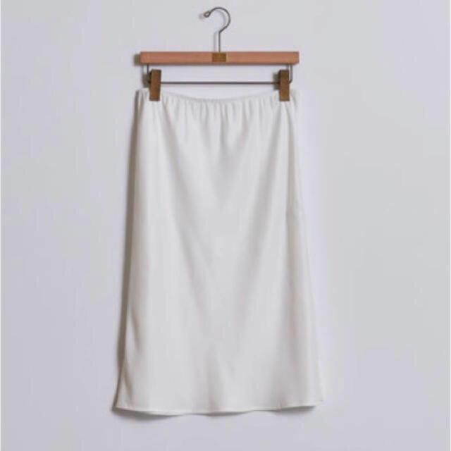 BEAUTY&YOUTH UNITED ARROWS(ビューティアンドユースユナイテッドアローズ)のビューティーアンドユース 小花柄スカート レディースのスカート(ロングスカート)の商品写真