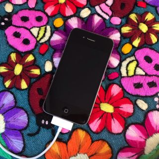 アイフォーン(iPhone)のiphone4s SIMフリー(スマートフォン本体)