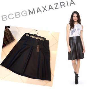 ビーシービージーマックスアズリア(BCBGMAXAZRIA)の◎BCBGMAXAZRIAレザースカート(ひざ丈スカート)