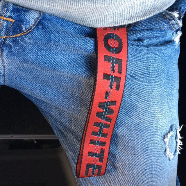 OFF-WHITE(オフホワイト)のINDUSTRIAL KEYCHAIN メンズのファッション小物(キーホルダー)の商品写真