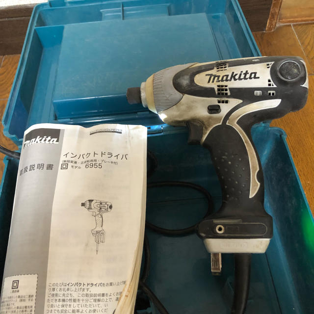 Makita(マキタ)のマキタインパクト6955spkw白 インテリア/住まい/日用品のインテリア/住まい/日用品 その他(その他)の商品写真