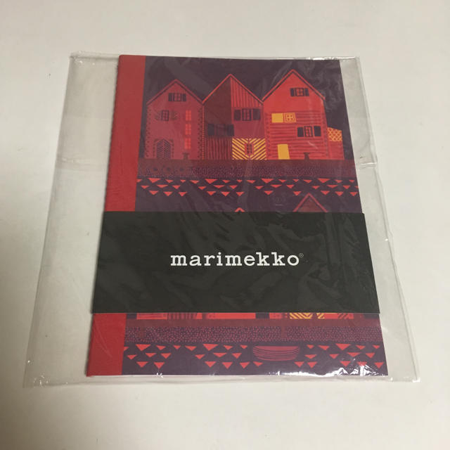 marimekko(マリメッコ)のmarimekko マリメッコ A5 ノート インテリア/住まい/日用品の文房具(ノート/メモ帳/ふせん)の商品写真