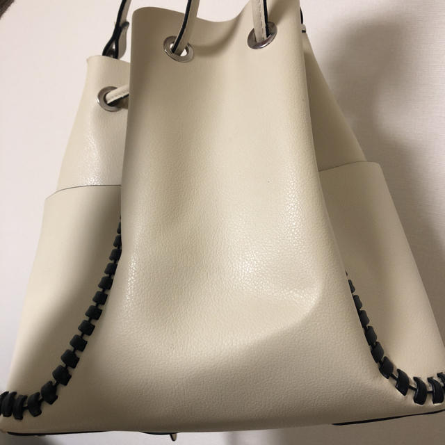 ZARA(ザラ)のザラ ZARA  カバン Bag 中古品 レディースのバッグ(ショルダーバッグ)の商品写真