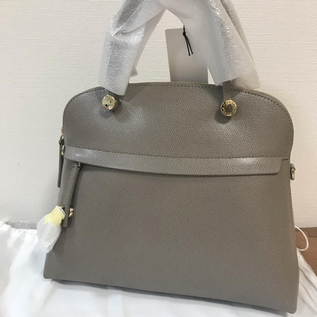 FURLA フルラパイパー  Mサイズ トートバッグ