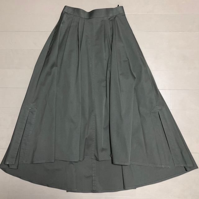 INED(イネド)の⭐︎ねこざかな様専用⭐︎INED タックフレアロングスカート レディースのスカート(ロングスカート)の商品写真