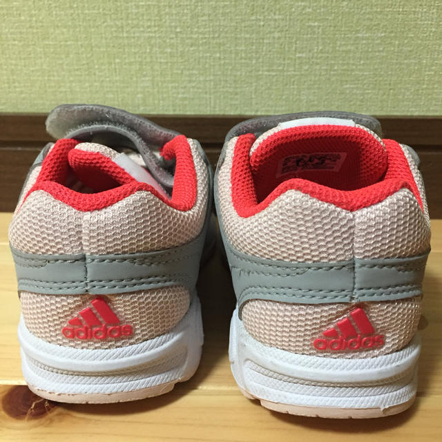 adidas(アディダス)のアディダス 14.5 キッズ/ベビー/マタニティのベビー靴/シューズ(~14cm)(スニーカー)の商品写真