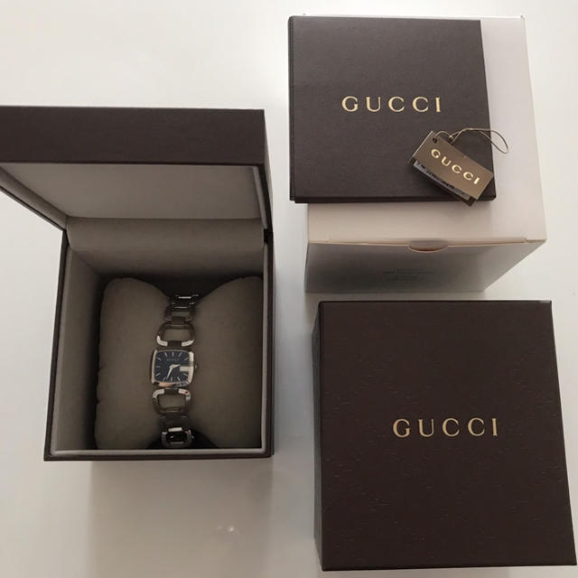 Gucci(グッチ)のGUCCI 腕時計 レディースのファッション小物(腕時計)の商品写真