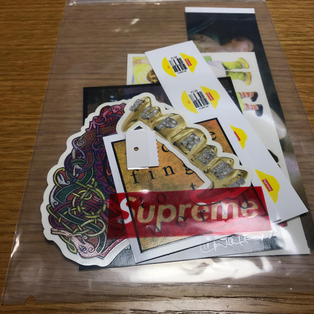 Supreme(シュプリーム)の19ss supreme ステッカー セット sticker set メンズのファッション小物(その他)の商品写真
