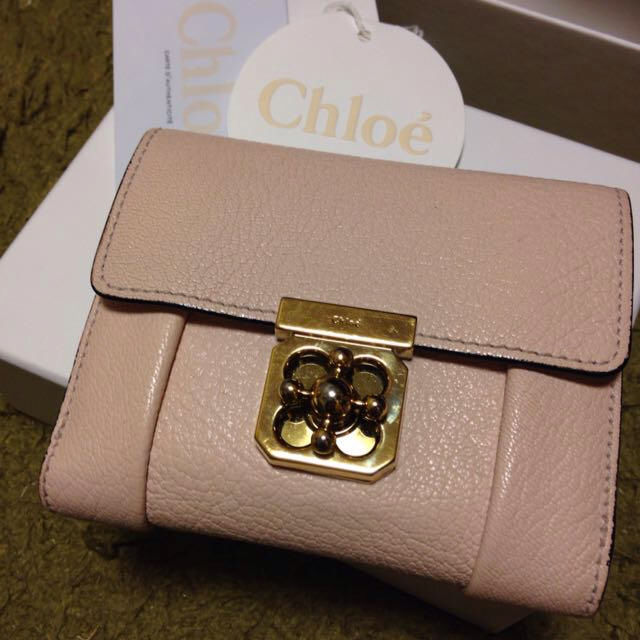 Chloe(クロエ)のエルシー🎀二つ折り財布 レディースのファッション小物(財布)の商品写真