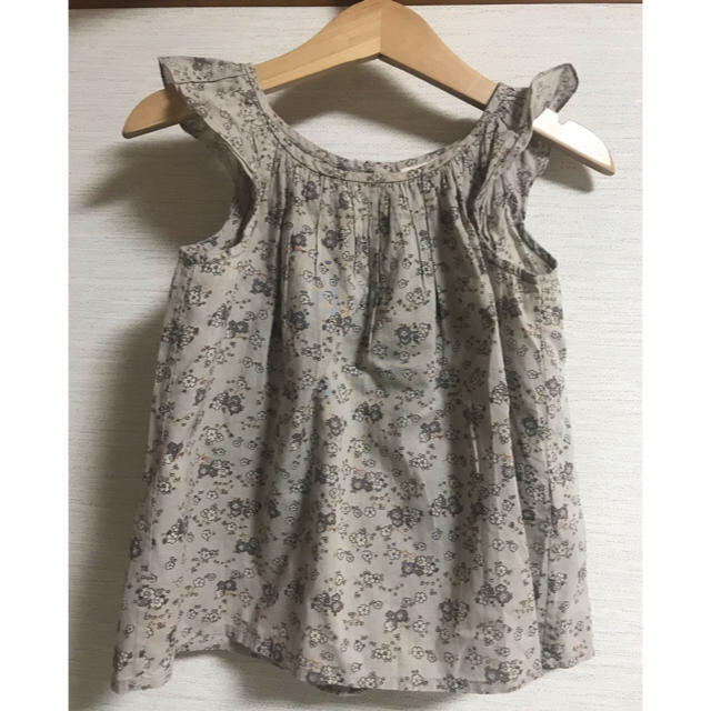 Bonpoint(ボンポワン)のbonpoint ボンポワン 小花柄ブラウス 4A キッズ/ベビー/マタニティのキッズ服女の子用(90cm~)(ブラウス)の商品写真