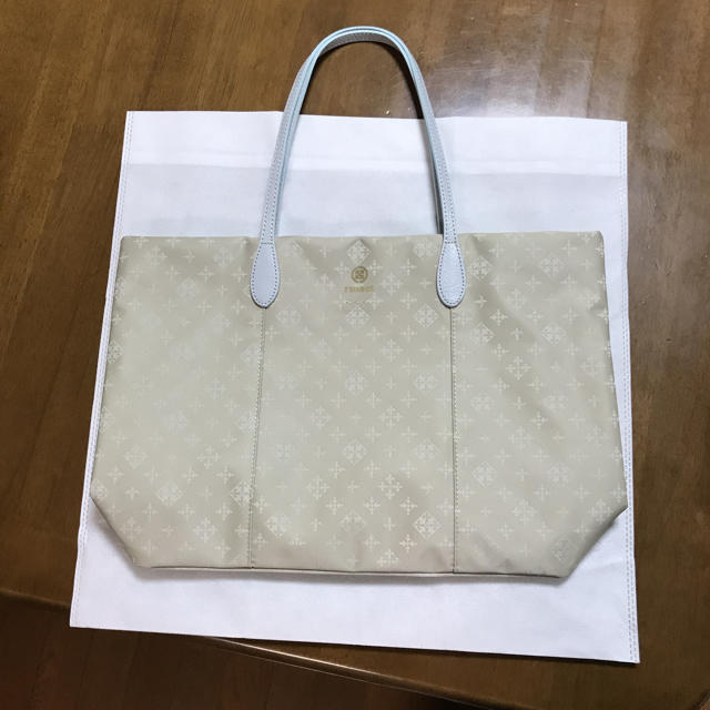 お値下げ。美品 russet トートバック