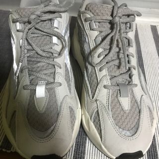 アディダス(adidas)のyezzy 700(スニーカー)