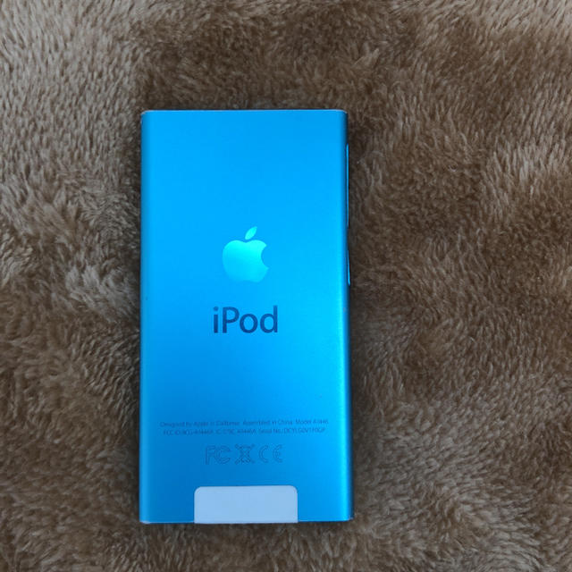 Apple(アップル)のipodnano 7世代 スマホ/家電/カメラのオーディオ機器(ポータブルプレーヤー)の商品写真